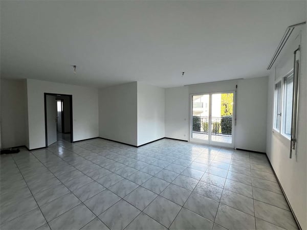Rif. 2724 Rivera ampio 4.5 locali 6