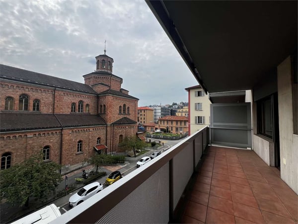 Rif. 3737 Lugano grazioso ufficio in locazione 1