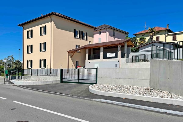 SPLENDIDI APPARTAMENTI CON GIARDINO E CORTE PRIVATA 1