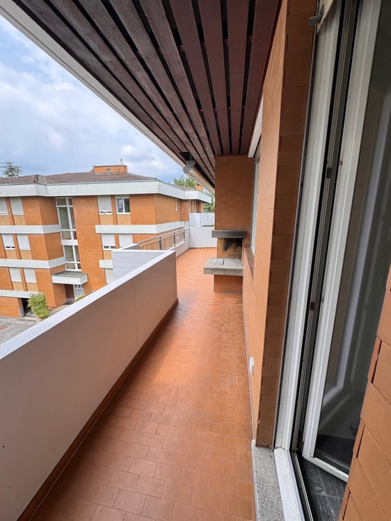 Montagnola Immerso della quiete e nel verde, stabile con piscina esterna 19