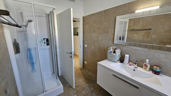 LUMINOSO APPARTAMENTO MINERGIE A BELLINZONA 11