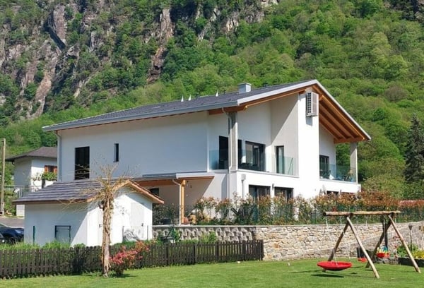 AMPIO APPARTAMENTO 1.5 LOCALI 13