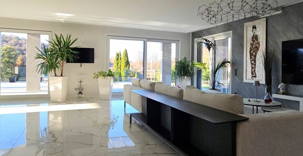 MODERNA VILLA CON PISCINA E ROOFTOP PANORAMICO 4