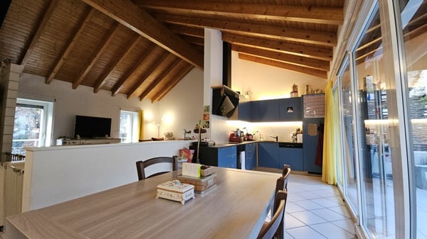 CASA CON APPARTAMENTINO INDIPENDENTE 9