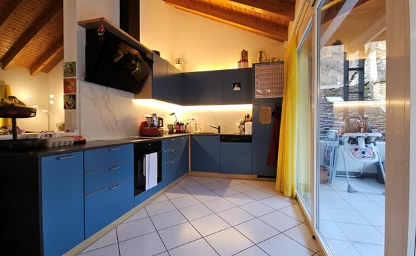 CASA CON APPARTAMENTINO INDIPENDENTE 10