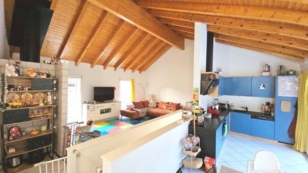 CASA UNIFAMILIARE CON APPARTAMENTO DA REDDITO 3