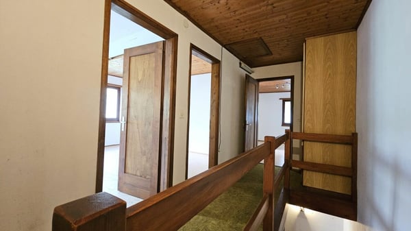 INTERESSANTE CASA UNIFAMILIARE A GRONO-LEGGIA 8