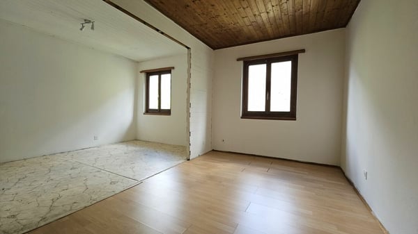 INTERESSANTE CASA UNIFAMILIARE A GRONO-LEGGIA 9