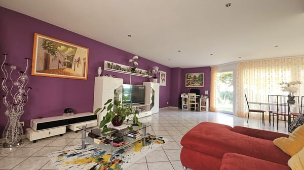 VILLETTA UNIFAMILIARE CON BEL GIARDINO 5