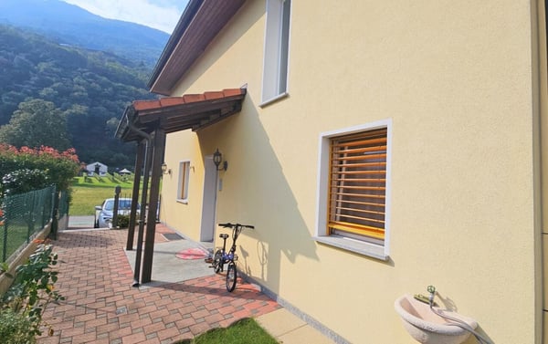 VILLETTA UNIFAMILIARE CON BEL GIARDINO 3