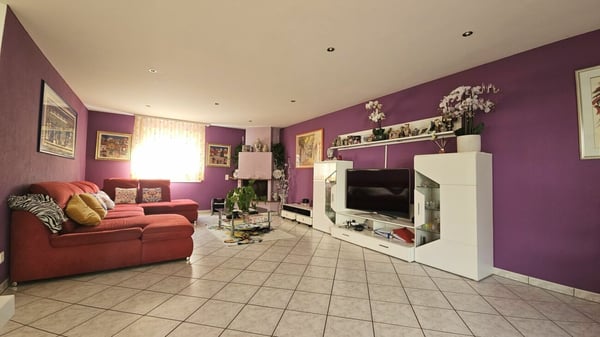 VILLETTA UNIFAMILIARE CON BEL GIARDINO 6