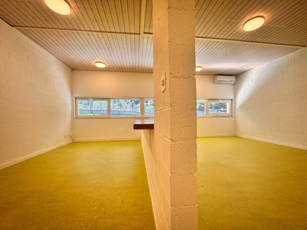 Büro mit 5 Räumen zur Miete in Roveredo (GR) 6