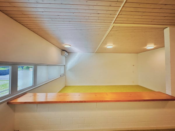 Büro mit 5 Räumen zur Miete in Roveredo (GR) 4