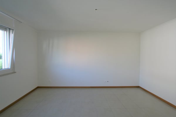 Elegante e tranquilla Residenza - ampio 3.5 locali (98 mq) con spaziosa terrazza coperta - Ascona 13
