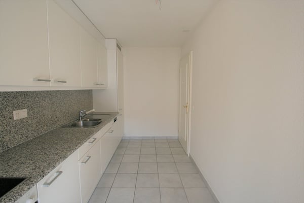 Elegante e tranquilla Residenza - ampio 3.5 locali (98 mq) con spaziosa terrazza coperta - Ascona 6