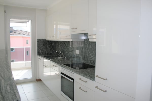 Funktionaler 3.5-Zimmer-Apartment mit Balkon 5