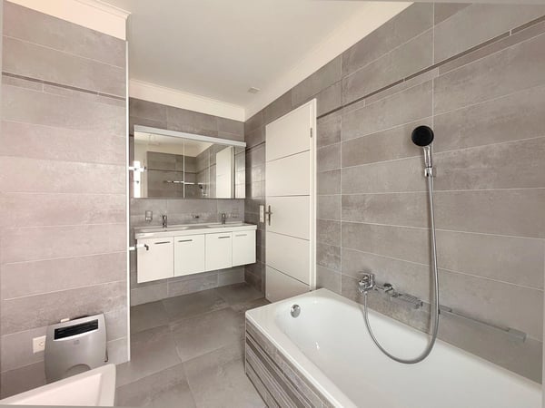 Moderno ed elegante di 3.5 locali ad Ascona a pochi passi dal lungolago 9