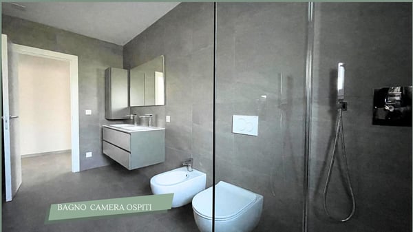 1.5 LOCALI CON GIARDINO - INCANTEVOLE FRONTE PARCO (VIDEO) 10