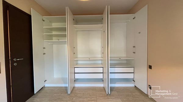 1.5 AMMOBILIATO con 2 TERRAZZE, AMPIO, MODERNO, SERVITISSIMO, RECENTE 9