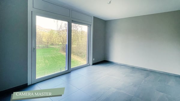 1.5 LOCALI CON GIARDINO - INCANTEVOLE FRONTE PARCO (VIDEO) 8