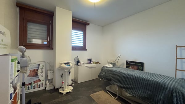 Elegante villa unifamiliare 1.5 locali con giardino privato 18