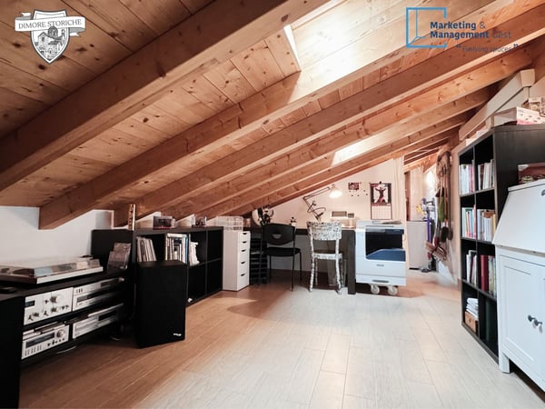 1.5 LOC. DUPLEX DI CHARME AMPIO, SILENZIOSO, LUMINOSO 24