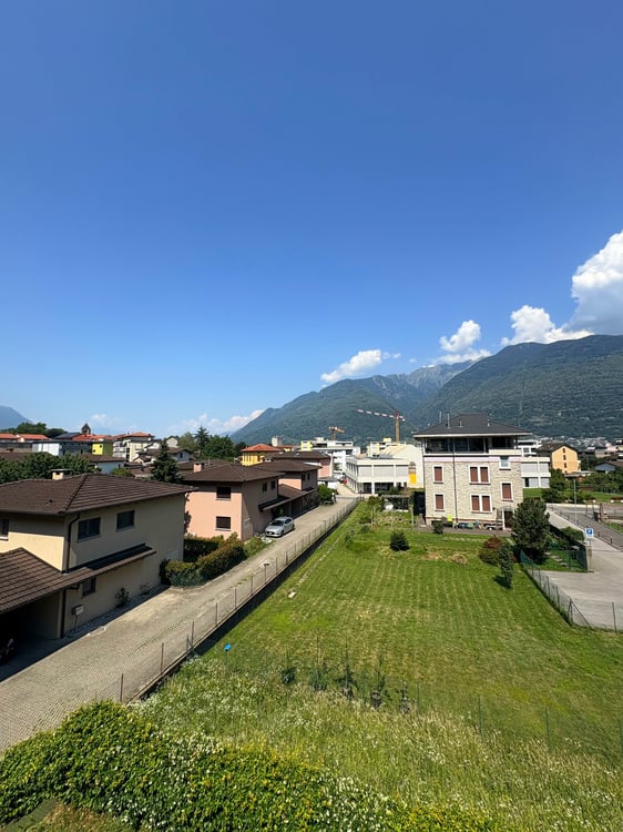 Vendesi attico a Giubiasco 57
