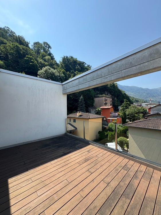 Affittasi moderno attico di 5.5 locali a Giubiasco 49