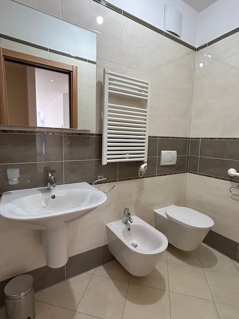 Zona Cassarate - 1.5 locali arredato 18