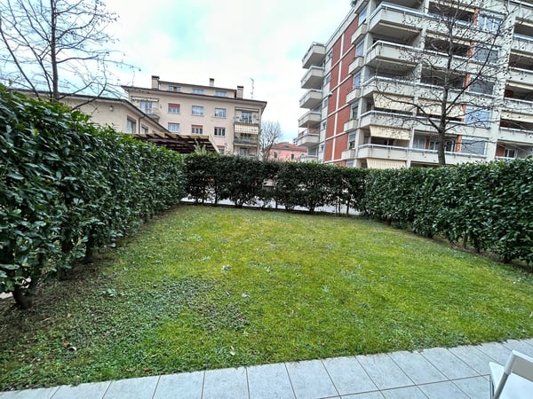 MONOLOCALE ARREDATO A CASSARATE CON GIARDINO PRIVATO 5