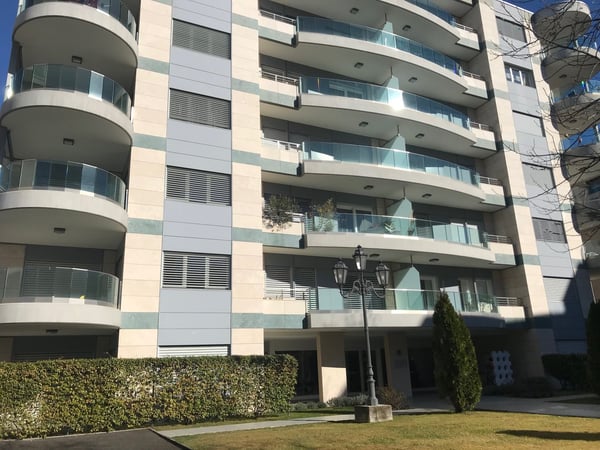 MONOLOCALE ARREDATO A CASSARATE CON GIARDINO PRIVATO 2