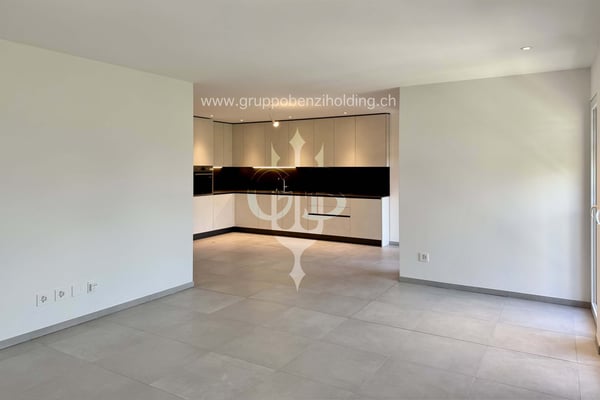 DIRETTAMENTE DAL PROMOTORE - Giubiasco - Piazza Grande 13