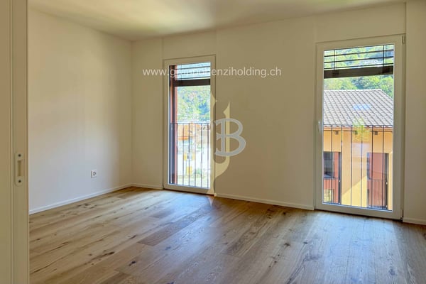 DIRETTAMENTE DAL PROMOTORE - Giubiasco - Piazza Grande 22