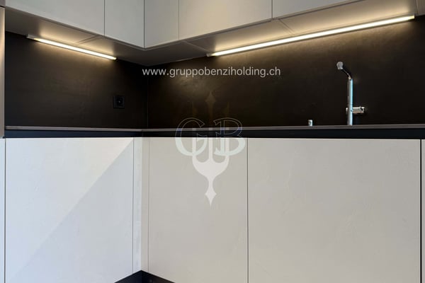 DIRETTAMENTE DAL PROMOTORE - Giubiasco - Piazza Grande 14