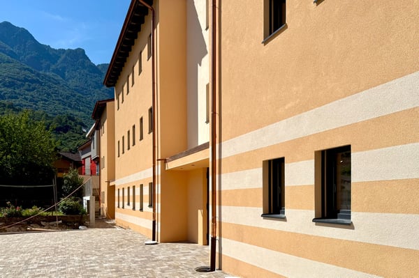 DIRETTAMENTE DAL PROMOTORE - Giubiasco - Piazza Grande 2