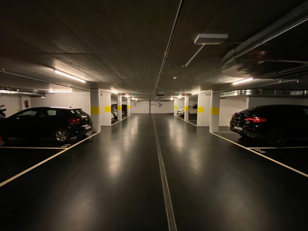 ELEGANTE 3.5 LOCALI ARREDATO CON PARCHEGGIO PRIVATO 13