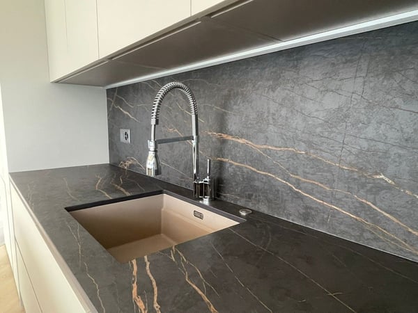 Attico di lusso con terrazza e jacuzzi a Massagno – Disponibile subito 15