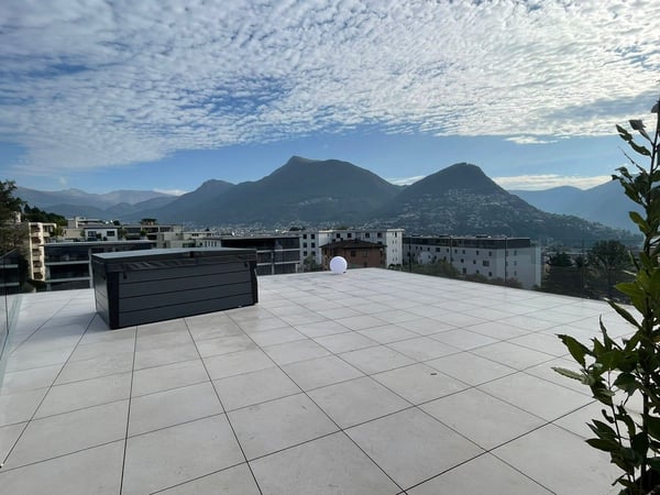 Attico di lusso con terrazza e jacuzzi a Massagno – Disponibile subito 30