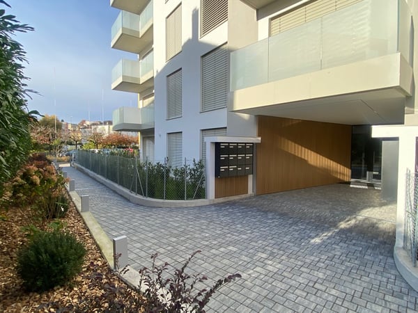 Attico di lusso con terrazza e jacuzzi a Massagno – Disponibile subito 5