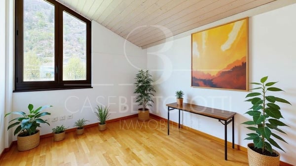 Duplexwohnung mit zwei Balkonen und viel Licht - modern wohnen in Tegna 6