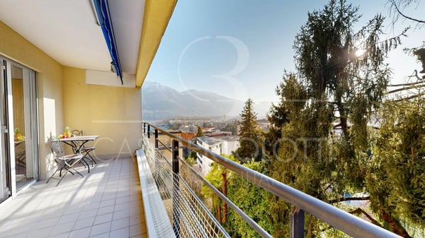 Licht, Lage, Lebensqualität - Ihre Wohlfühloase in Muralto 1