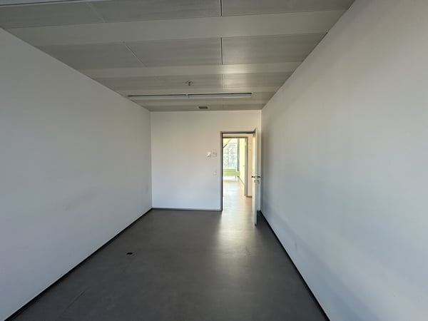 AFFITTASI SPAZIO UFFICIO PRESTIGIOSO IN CENTRO 3