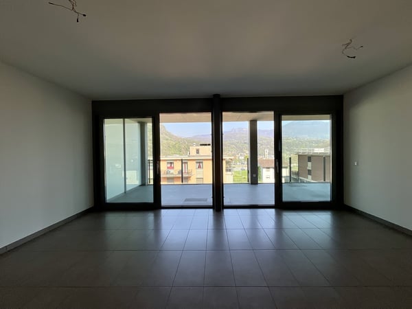 GRAVESANO - VENDESI 1.5 LOCALI CON IMMENSA TERRAZZA DI 40 MQ 4