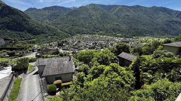 ROVEREDO - MAGNIFICO TERRENO EDIFICABILE A CARASOLE 4