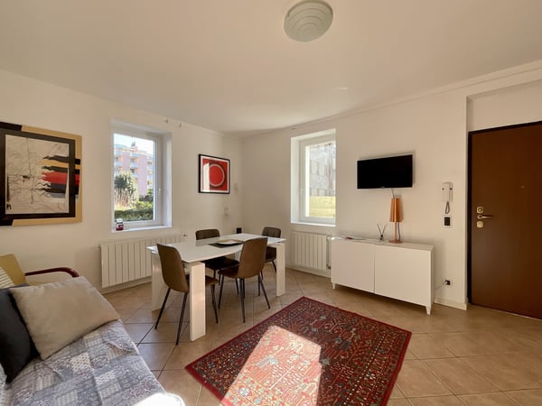 VENDESI - PROPRIETA INDIPENDENTE A DUE PASSI DAL CENTRO 10