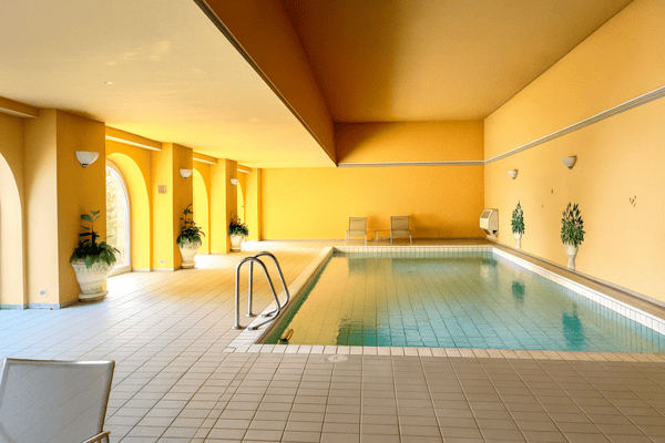 LUGANO - 2.5 LOCALI CENTRALE CON GIARDINO E LOCALE HOBBY 10