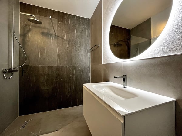 LUGANO - 2.5 LOCALI CENTRALE CON GIARDINO E LOCALE HOBBY 8