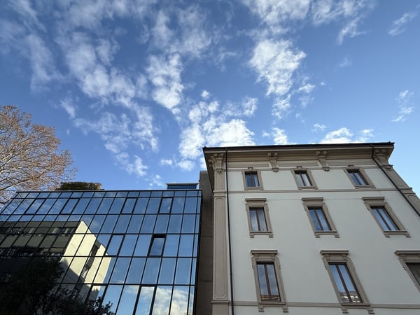 AFFITTASI SPLENDIDO UFFICIO AFFACCIATO SU PARCO IN CENTRO