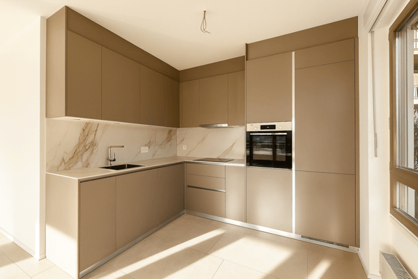 LUGANO - AFFITTASI 1.5 LOCALI CON TERRAZZA E VISTA APERTA 3