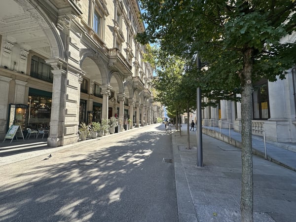 AFFITTASI PRESTIGIOSO APPARTAMENTO IN CENTRO CON VISTA LAGO 4